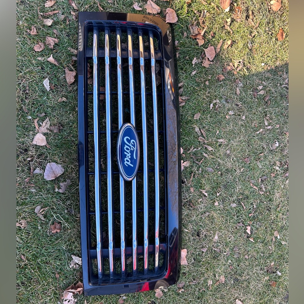 2012 ford 150 headlights break light and right side taillight